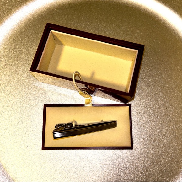 NWT in box Kenneth Roberts Tie Clip - Picture 3 of 6